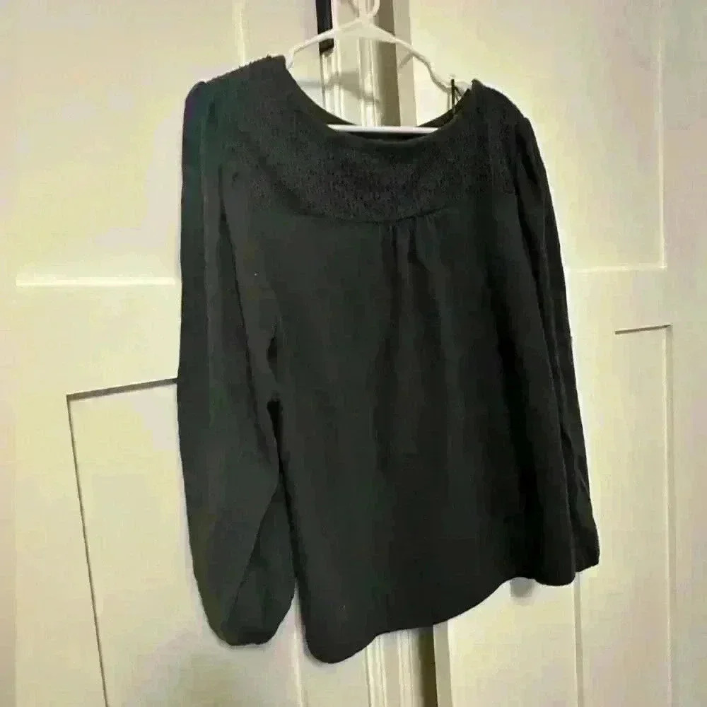 EUC LC Petite long sleeve top with shoulder and back detail - Picture 3 of 4